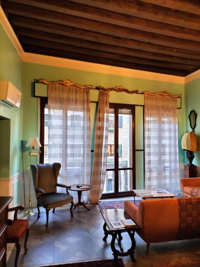 Luxury Apartment Near Rialto Bridge Venetië Buitenkant foto