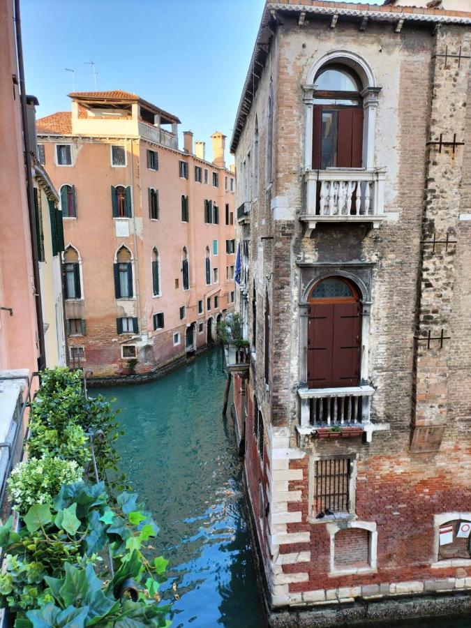 Luxury Apartment Near Rialto Bridge Venetië Buitenkant foto