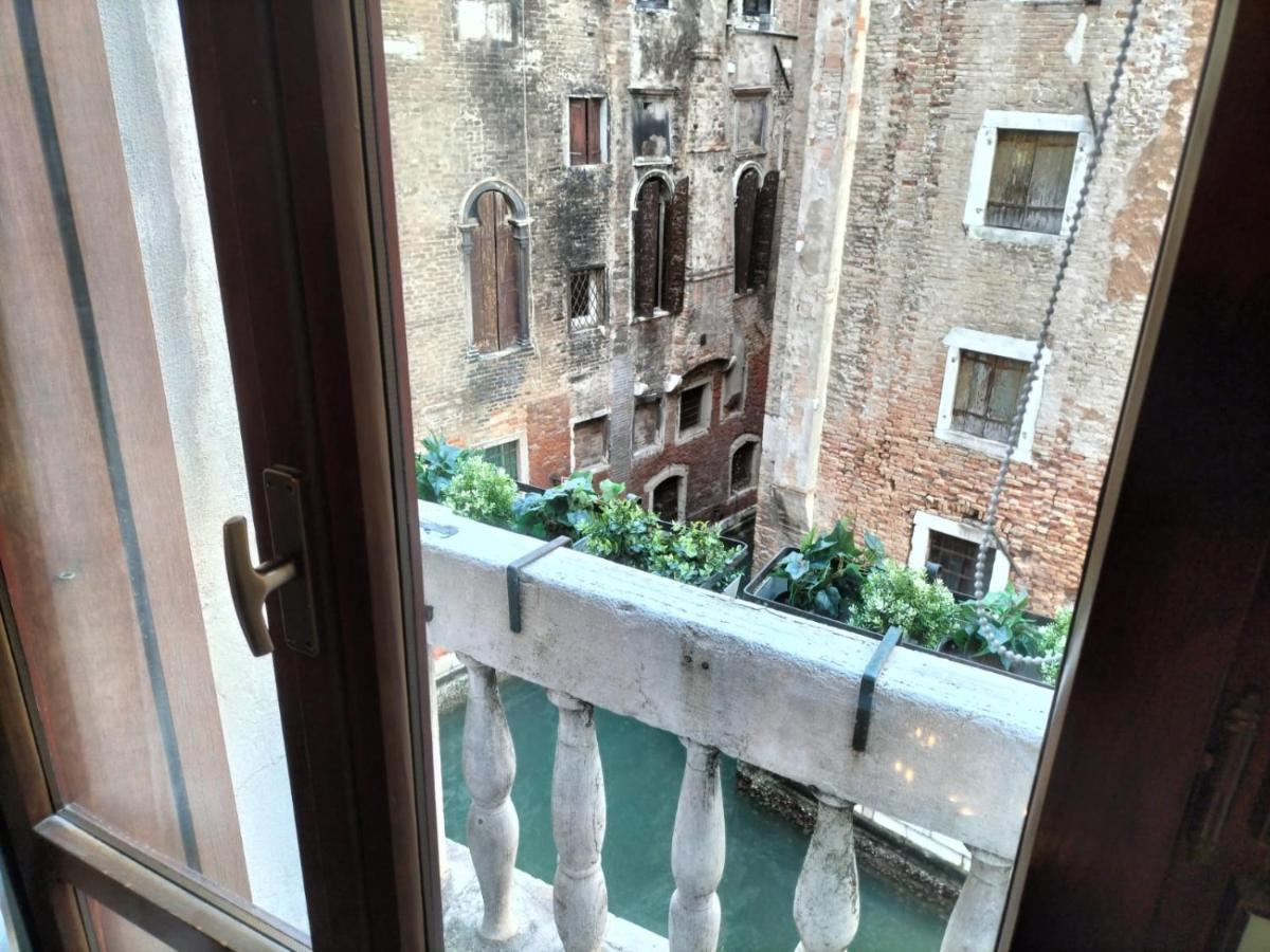 Luxury Apartment Near Rialto Bridge Venetië Buitenkant foto